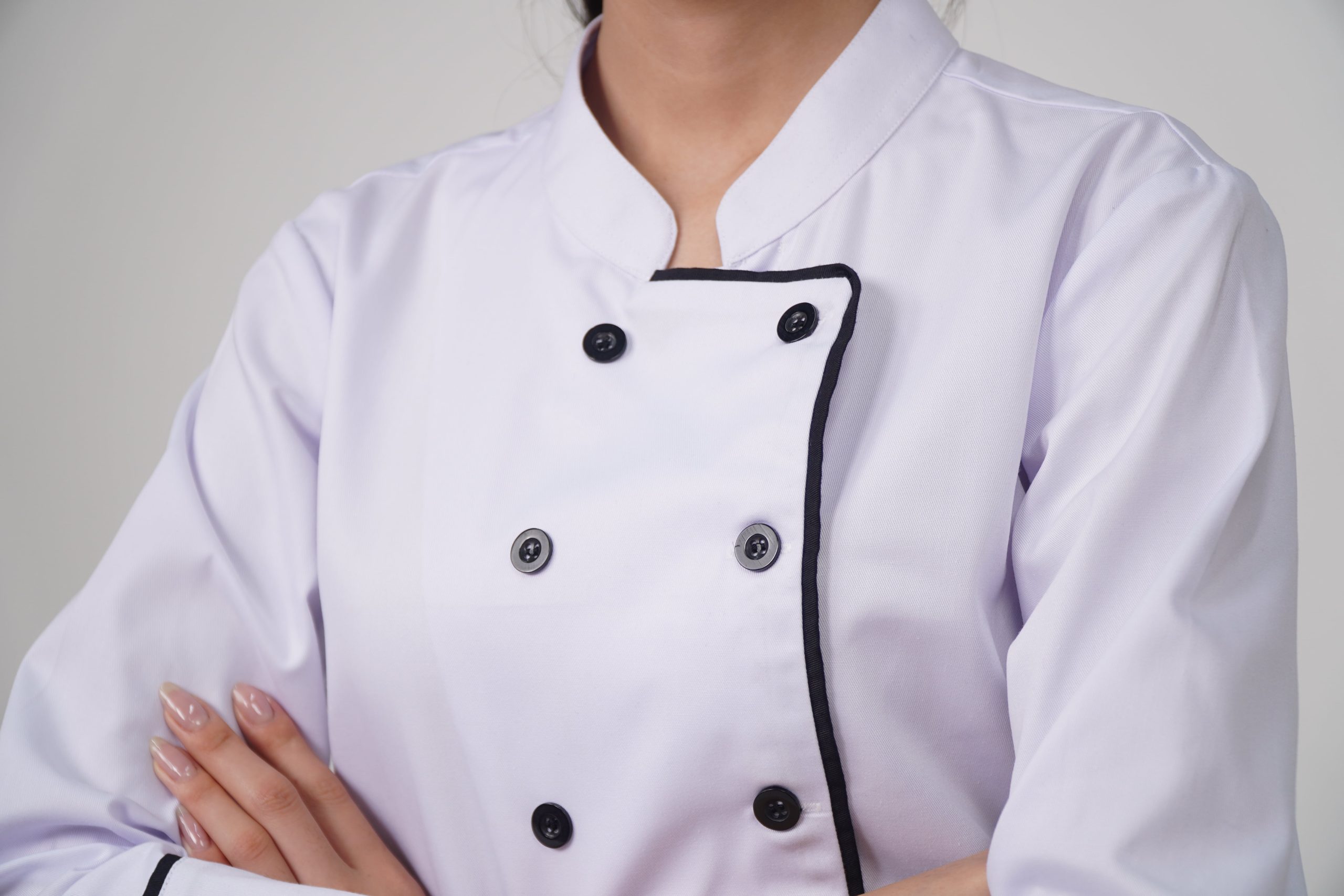 Ao-bep-dai-tay-mau-trang-10