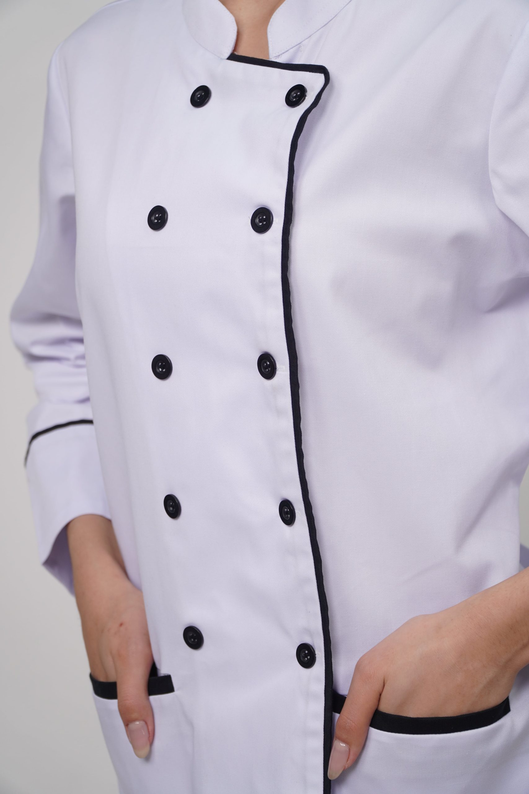 Ao-bep-dai-tay-mau-trang-8