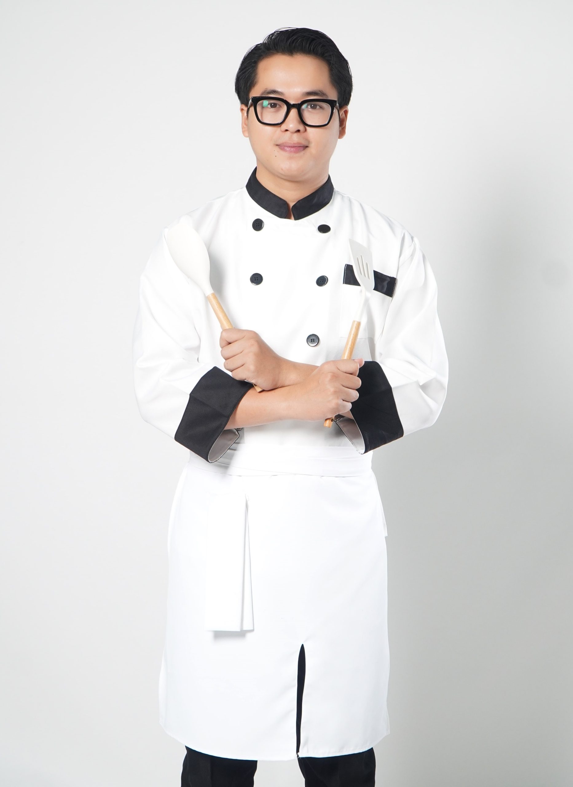 ao-dau-bep-tap-de-trang-2