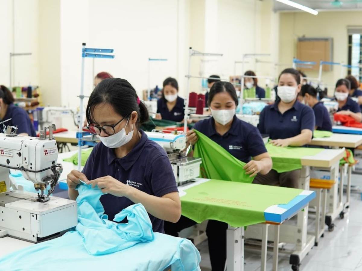 Handy Uni cung cấp giải pháp đồng phục chuyên nghiệp
