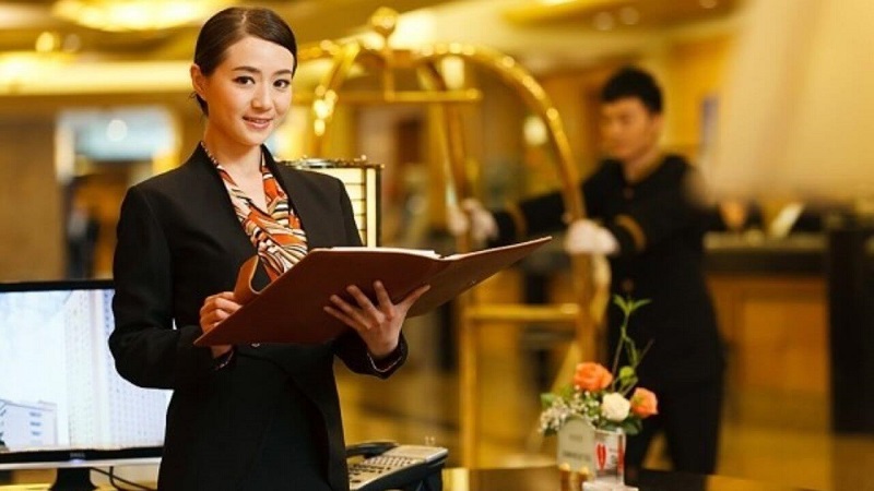 Phong cách đồng phục quản lý khách sạn cho nữ