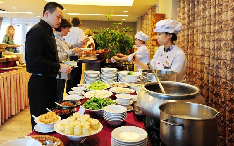 Quy trình phục vụ buffet sáng chuẩn nhất gồm có 5 bước