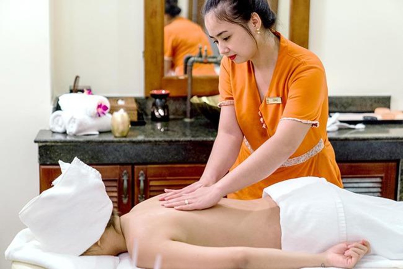 Đồng phục khách sạn rex dành cho nhân viên spa