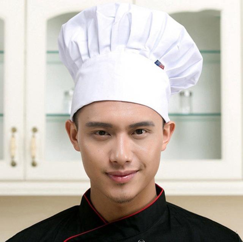 Nón đầu bếp là một phần không thể thiếu trong đồng phục của các đầu bếp