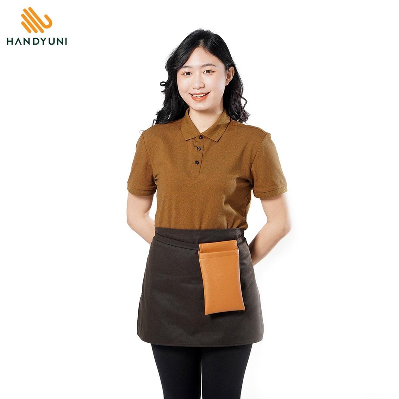 Chất liệu vải là điều cần quan tâm đầu tiên khi may tạp dề ngang hông