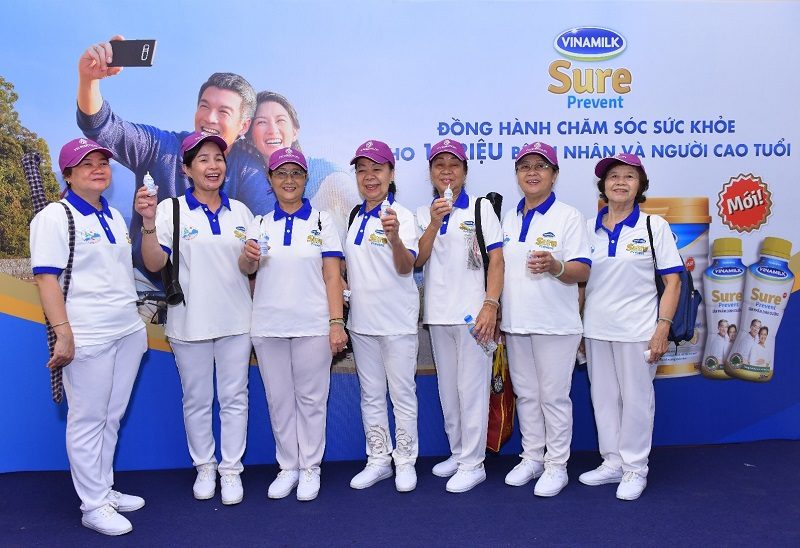 Đồng phục Vinamilk cổ polo được sử dụng nhiều nhất