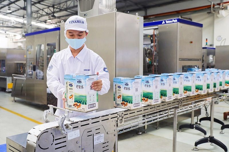 Đồng phục Vinamilk cho nhân viên phòng sạch rất chỉn chu