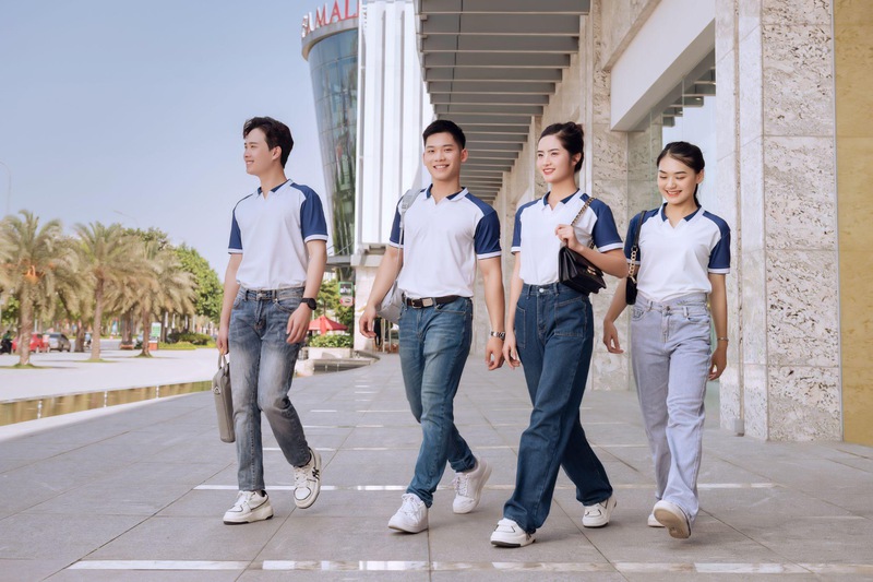 Nhiều người tìm kiếm địa chỉ may đồng phục công ty tại TP.HCM