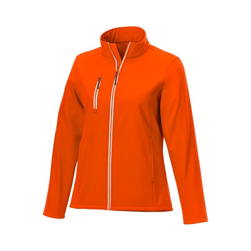 Áo khoác gió màu cam là mẫu đồng phục đẹp