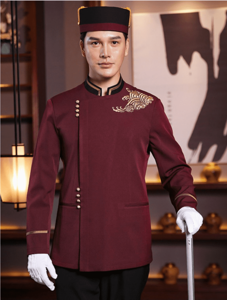 Đồng phục Bellman màu đỏ đô thêu hoa văn vai trái