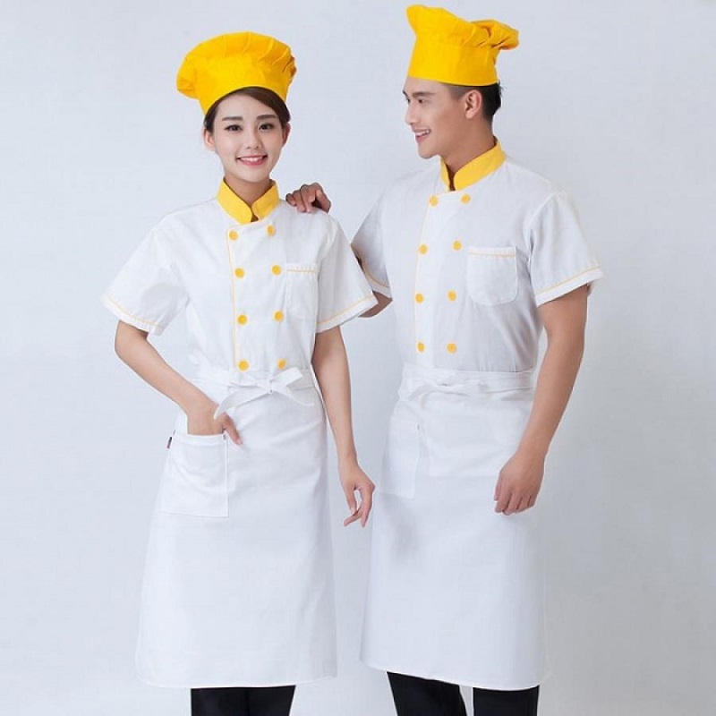 Mặc áo bếp giúp đảm bảo vệ sinh thực phẩm