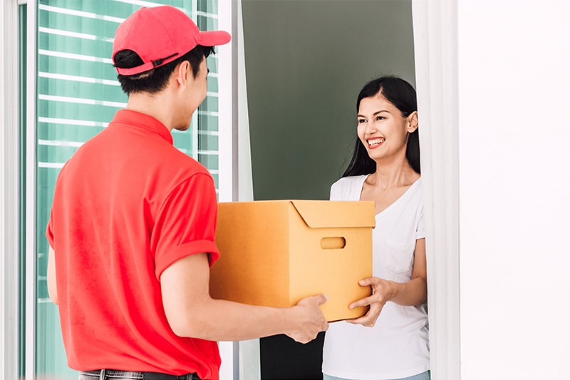 Handy Uni cam kết giao đồng phục đến tay khách hàng đúng hẹn