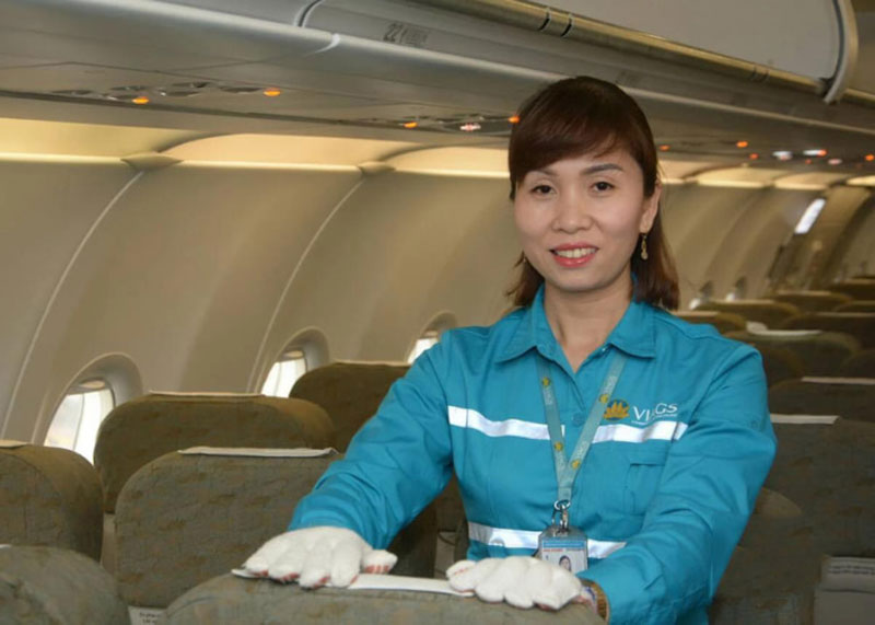 Đồng phục nhân viên vệ sinh Vietnam Airlines