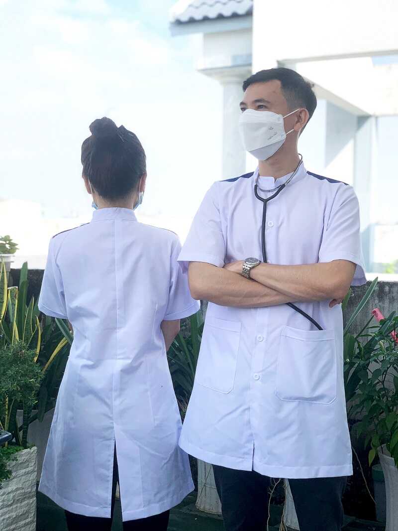 Thiết kế đồng phục y tế thuận tiện cho công việc