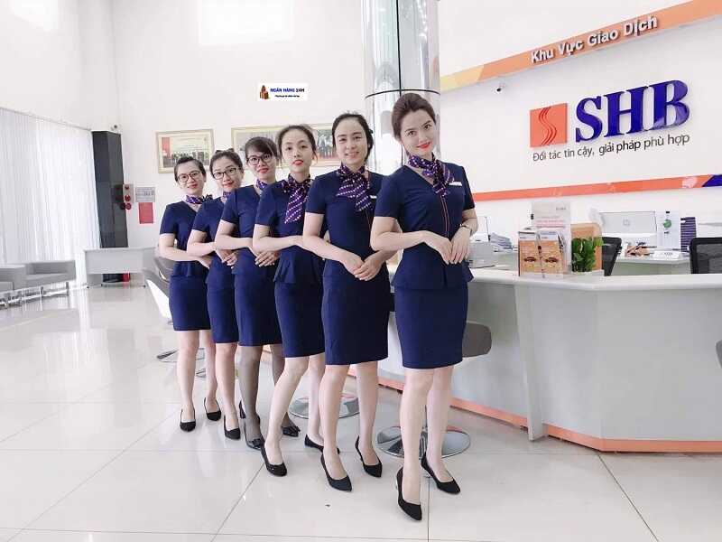 Váy đồng phục SHB có thiết kế rất ấn tượng