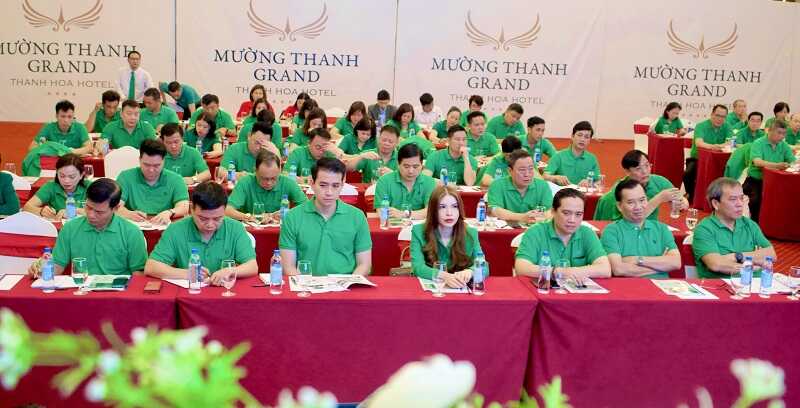 Áo polo đồng phục Taxi Mai Linh cá tính