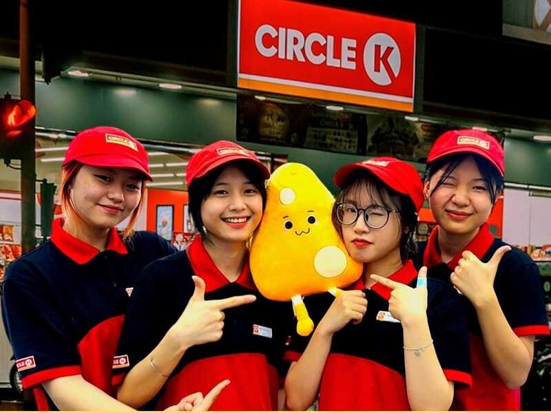 Mũ đồng phục Circle K thiết kế đơn giản, trẻ trung