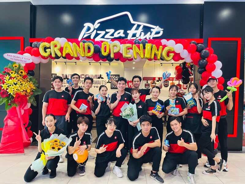 Đồng phục nhà hàng Pizza Hut cổ tròn năng động