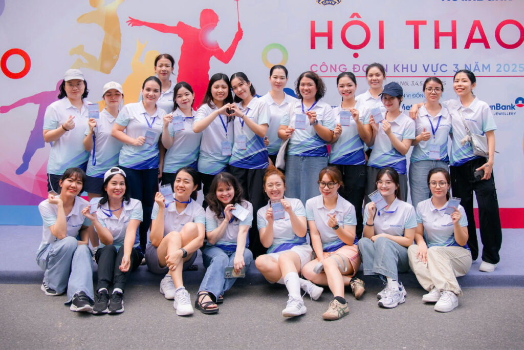 Hình ảnh feedback từ khách hàng của Handy Uni