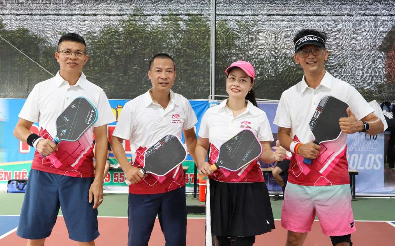 Hình ảnh feedback từ khách hàng của Handy Uni