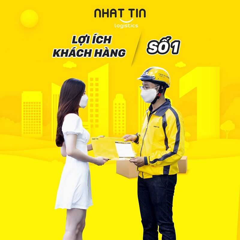 Mũ bảo hiểm thương hiệu giao hàng Nhất Tín chắc chắn
