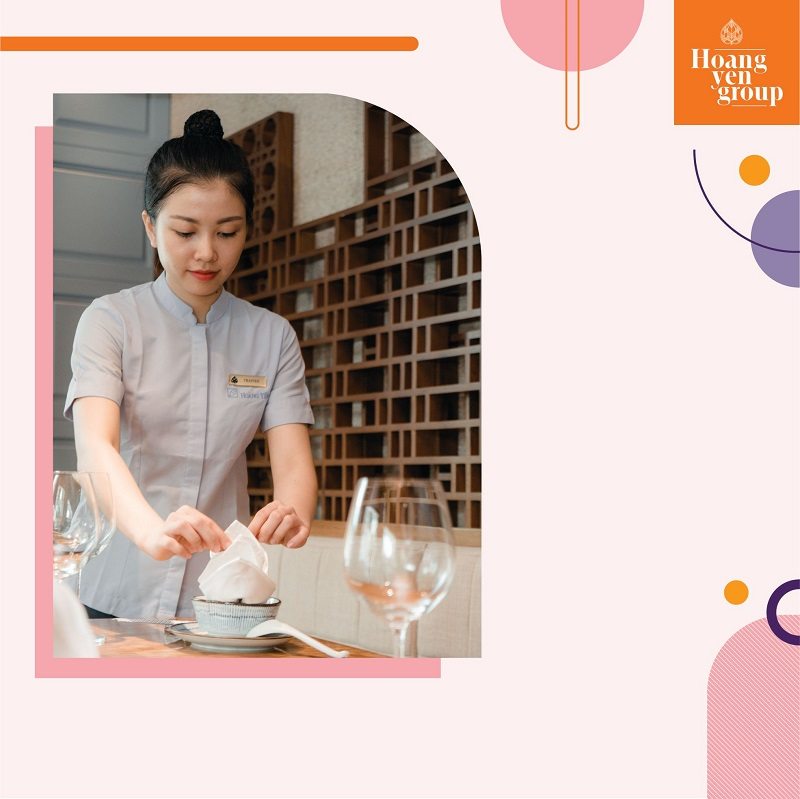 Áo sơ mi đồng phục nhà hàng Hoàng Yến Group thiết kế đẹp