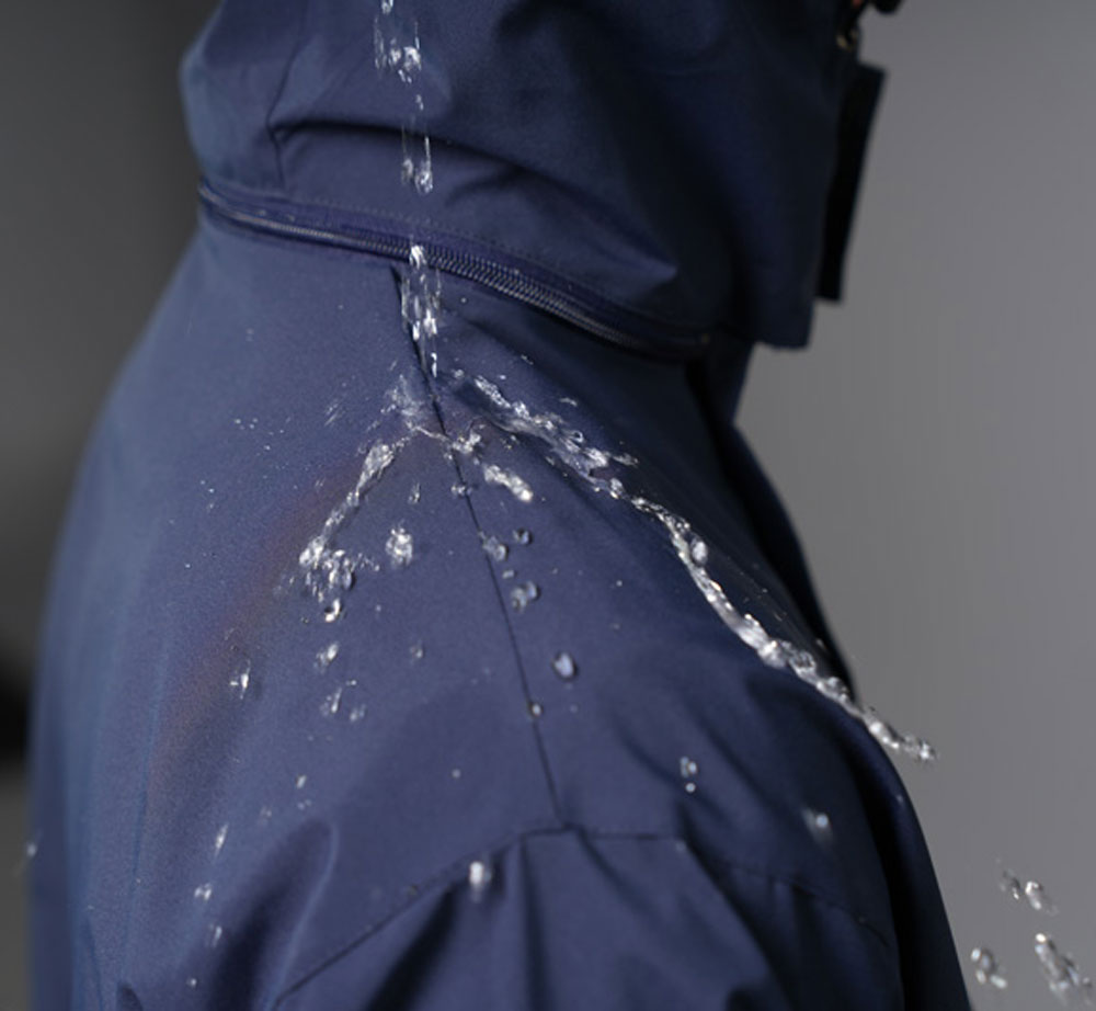 ao-khoac-dong-phuc-chong-nuoc-mercedes-ava