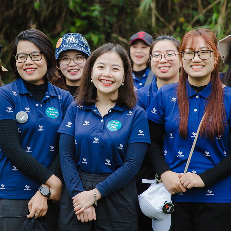 Áo polo xanh đồng phục của VNPay