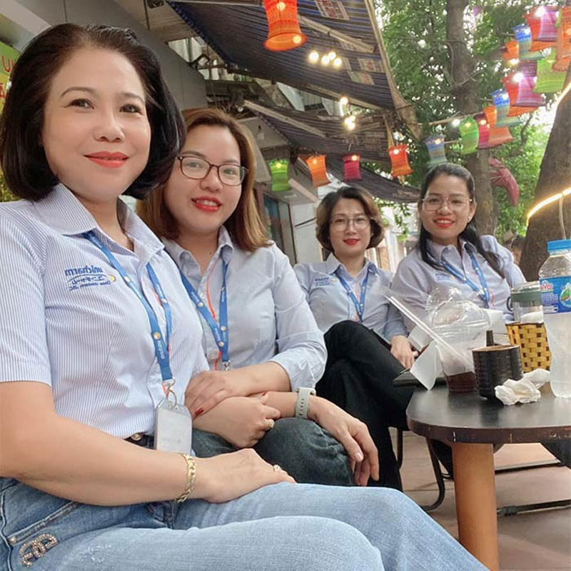 Áo sơ mi đồng phục Diana Unicharm