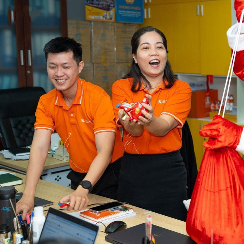 Áo thun có cổ đồng phục Kim Oanh Group