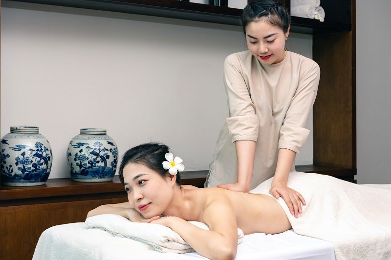 Đồng phục spa khách sạn Alma Resort đẹp thanh lịch