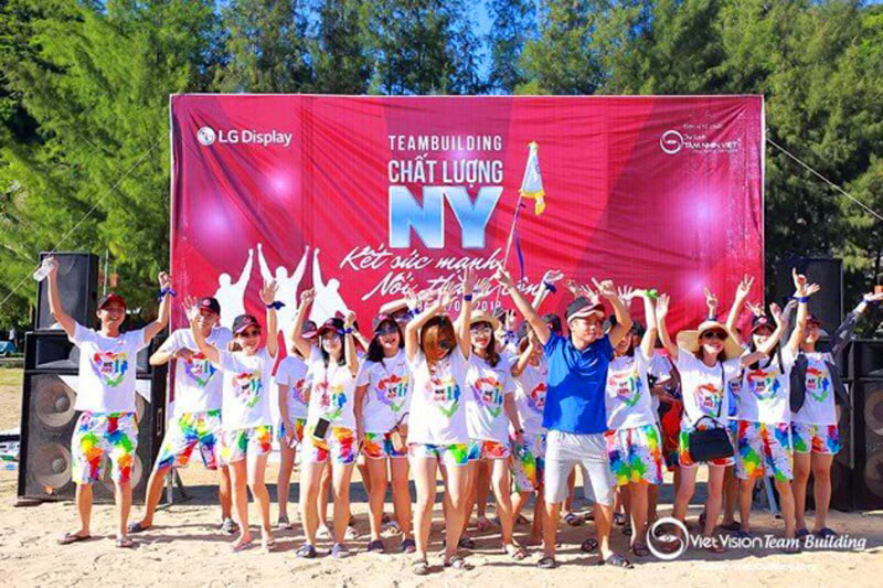 Đồng phục team building công ty LG
