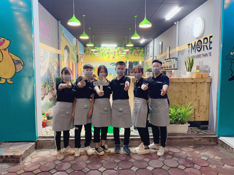Xưởng đặt may đồng phục quán trà chanh Tmore uy tín