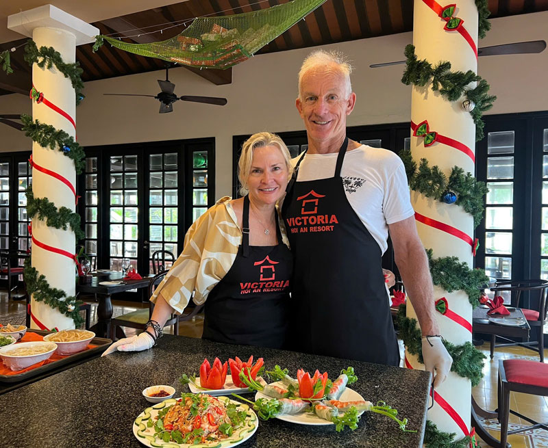 Tạp dề đồng phục Victoria Hoi An Resort