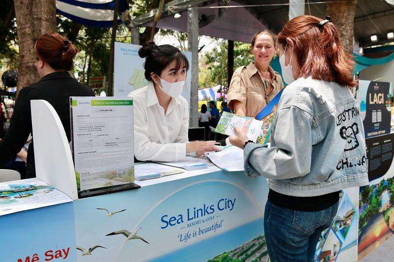 Mẫu áo sơ mi chuyên nghiệp đồng phục khách sạn Sea Links Beach Hotel