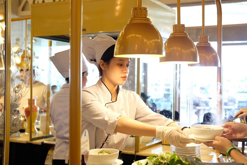 Mẫu áo bếp đồng phục khách sạn Sea Links Beach Hotel