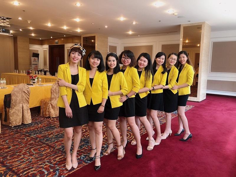 May in đồng phục nhà hàng theo yêu cầu tại xưởng may NT uy tín