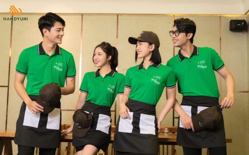 Chất liệu vải thoáng mát, thấm hút tốt