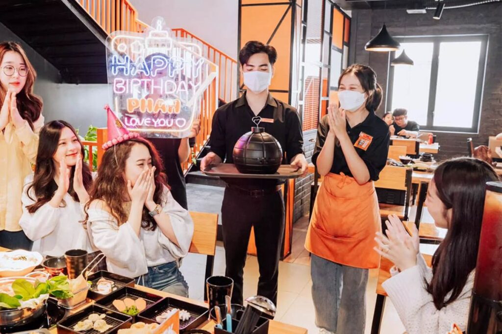 Đồng phục nhân viên phục vụ Lẩu Phan