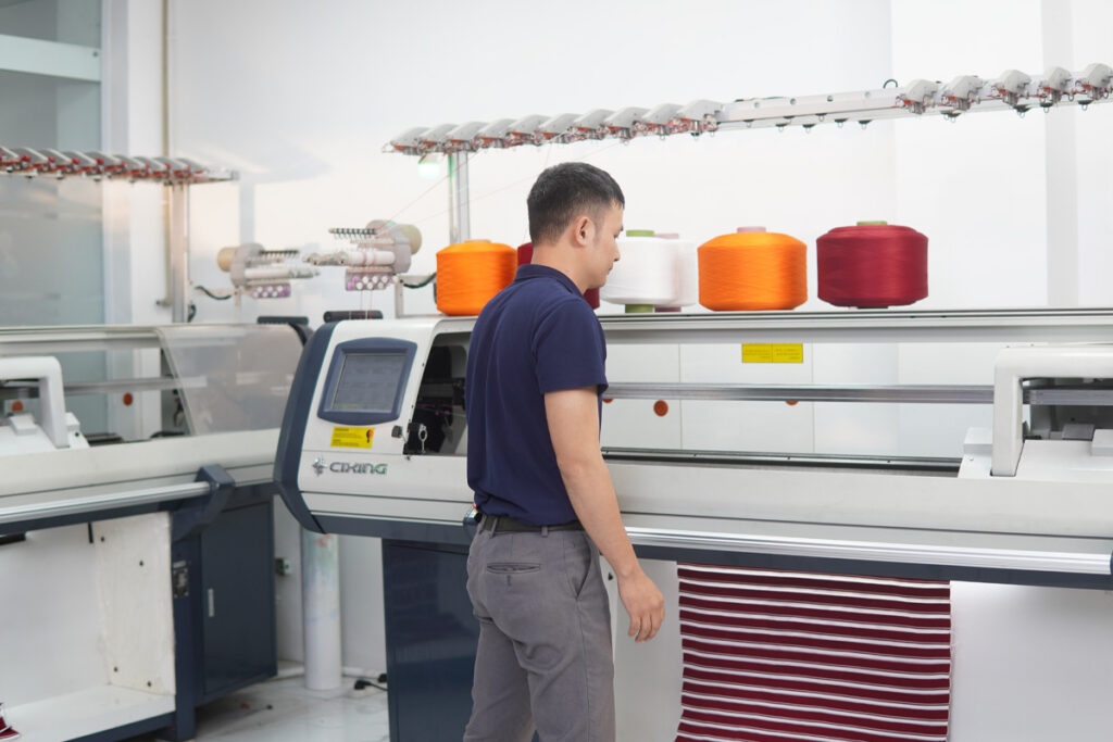 Handy Uni - Xưởng may đồng phục tiệm dimsum giá rẻ tại Hà Nội