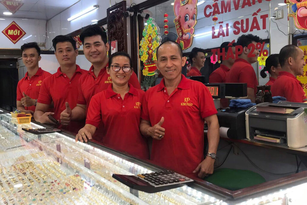 Feedback từ khách hàng trong ngành trang sức - vàng bạc