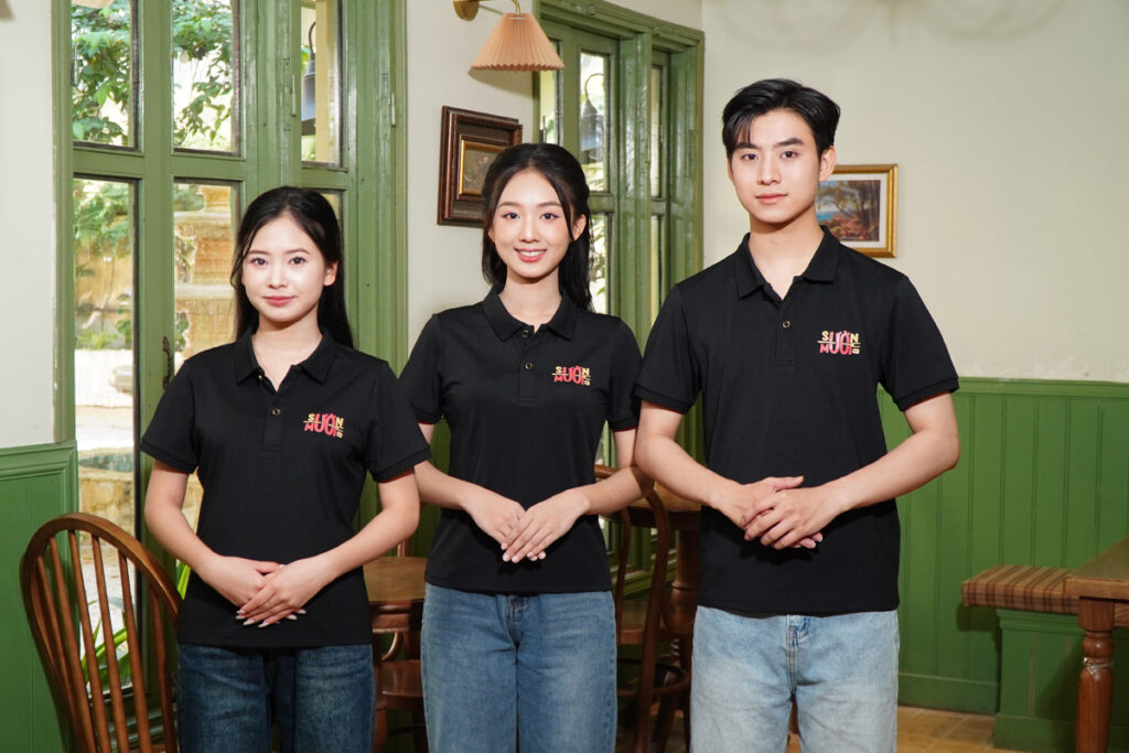 Mẫu áo màu đen sang trọng, chuyên nghiệp