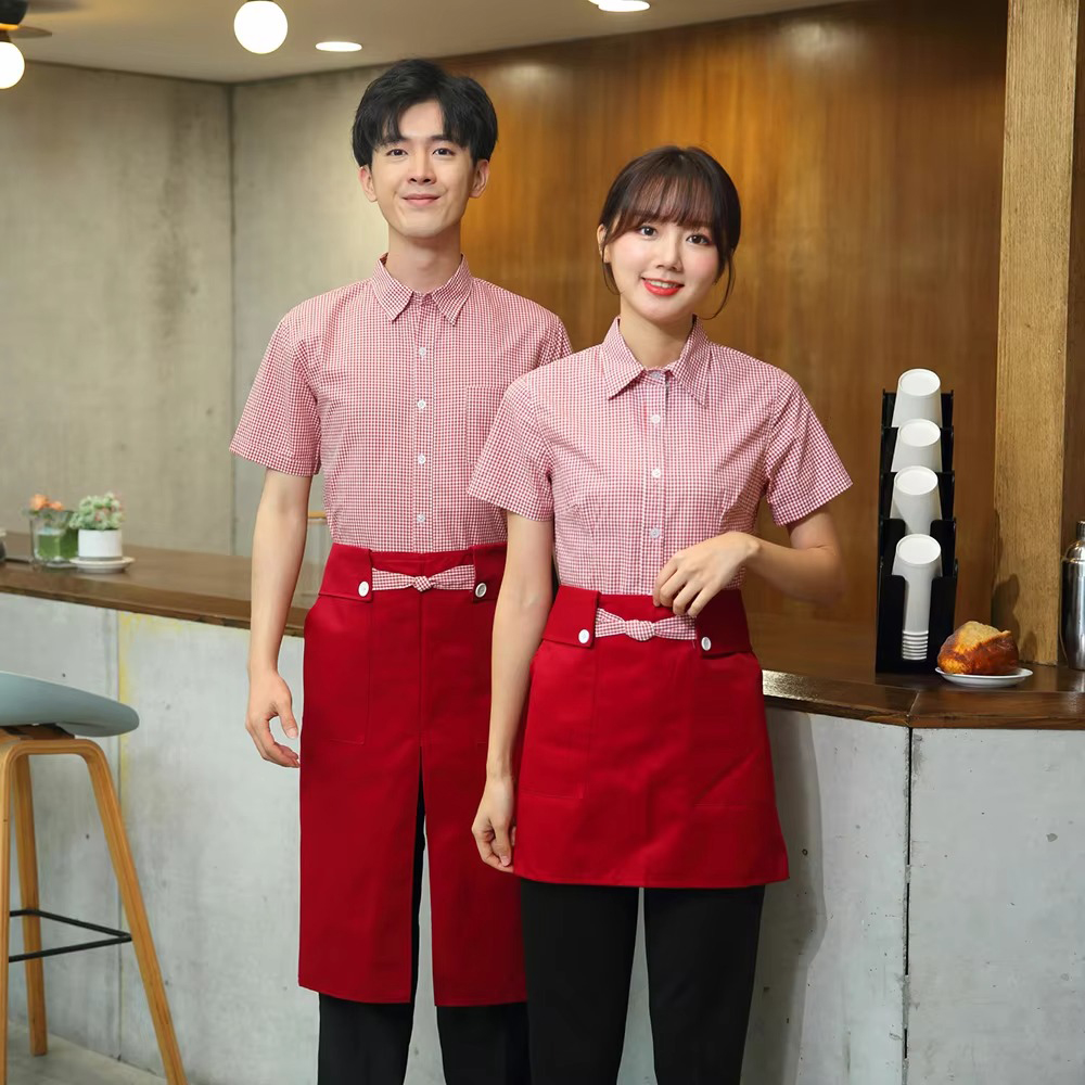 Mẫu áo sơ mi ngắn tay đồng phục nhân viên phục vụ dễ phối đồ