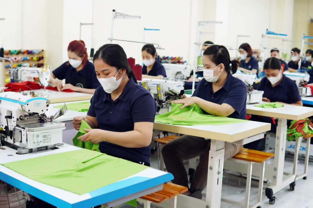 Nhận may theo yêu cầu (in/thêu logo đội thợ, công ty xây dựng)