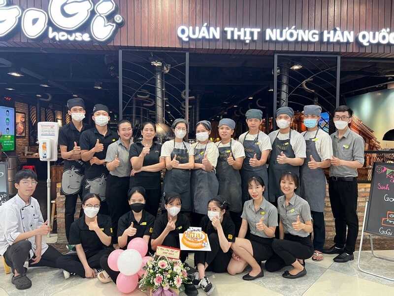 đồng phục Gogi