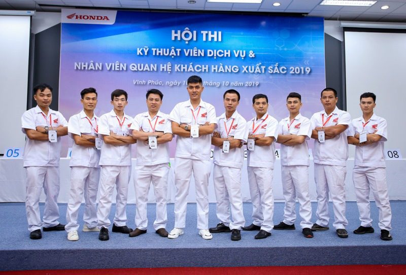 đồng phục Honda