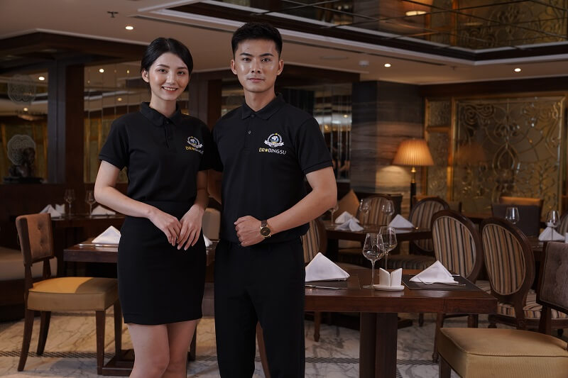 Đồng phục khách sạn theo phong cách châu Âu