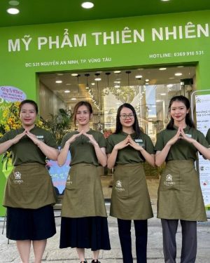 Đồng phục mỹ phẩm cỏ mềm