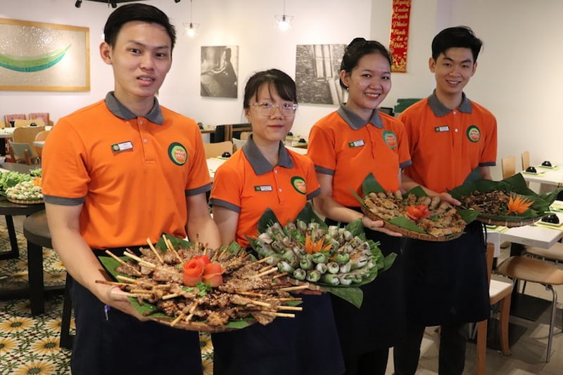 đồng phục nhà hàng áo thun