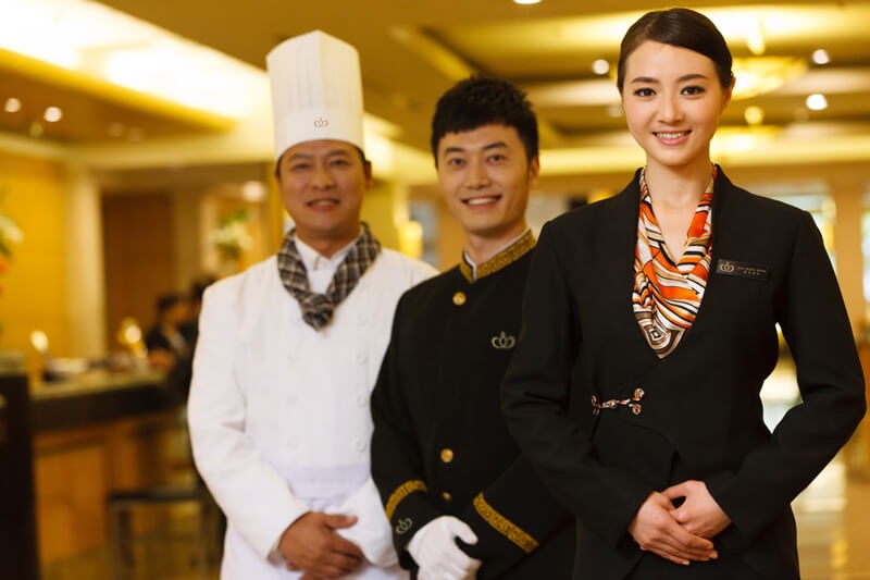 Vải Poly thoáng khí giúp khử mùi tốt phù hợp để may đồng phục quản lý khách sạn